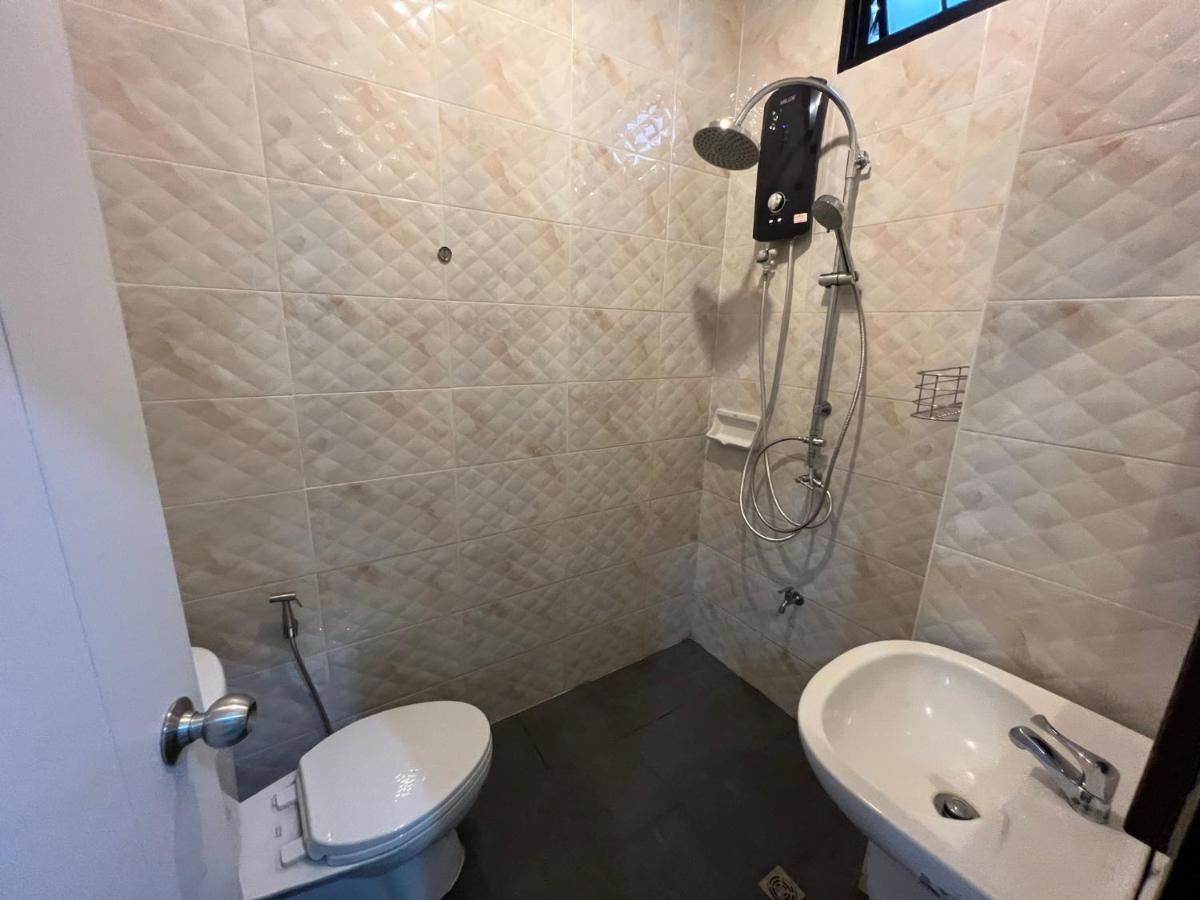 October Hostel Chiangmai チエンマイ エクステリア 写真