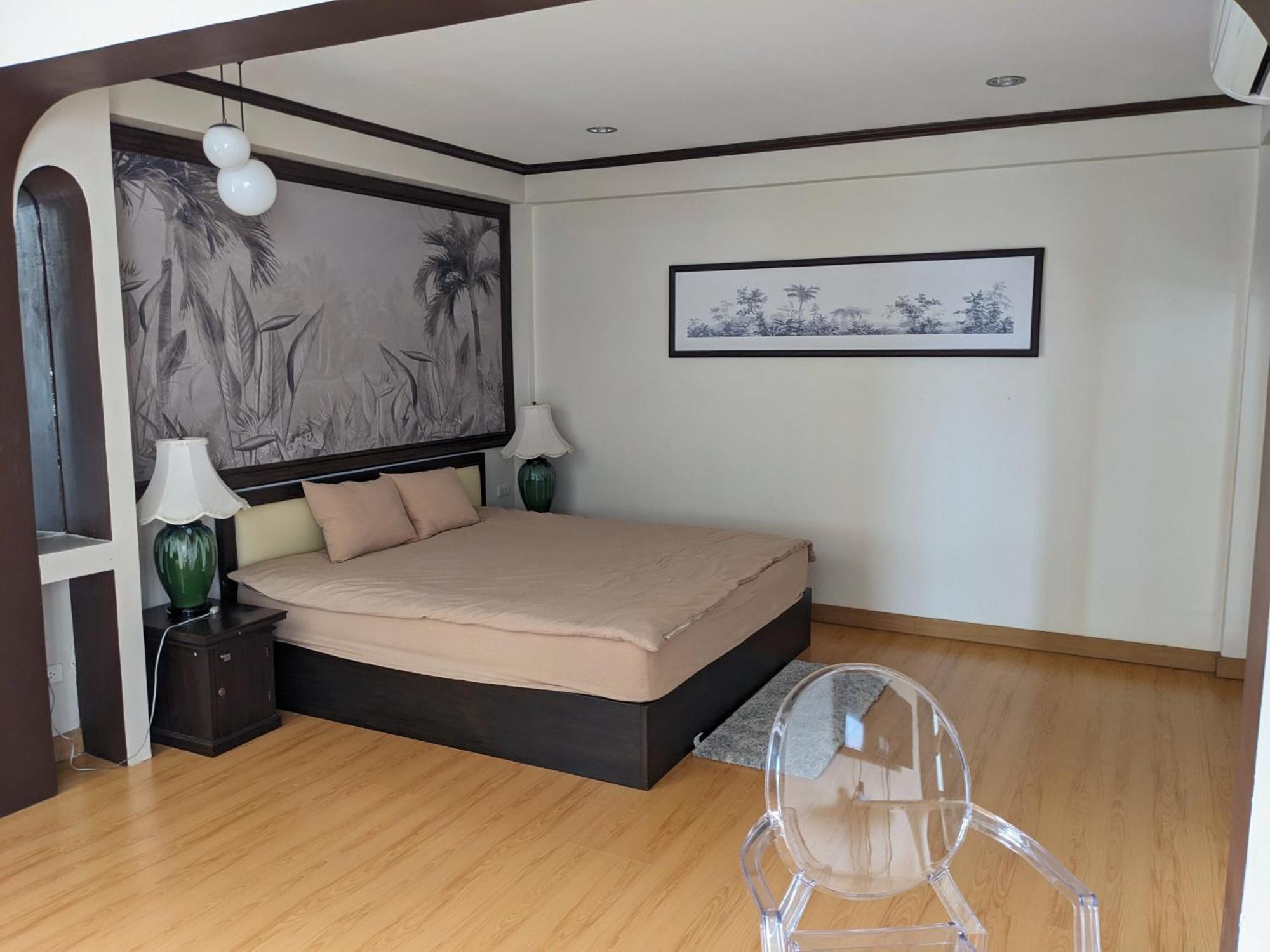 October Hostel Chiangmai チエンマイ エクステリア 写真