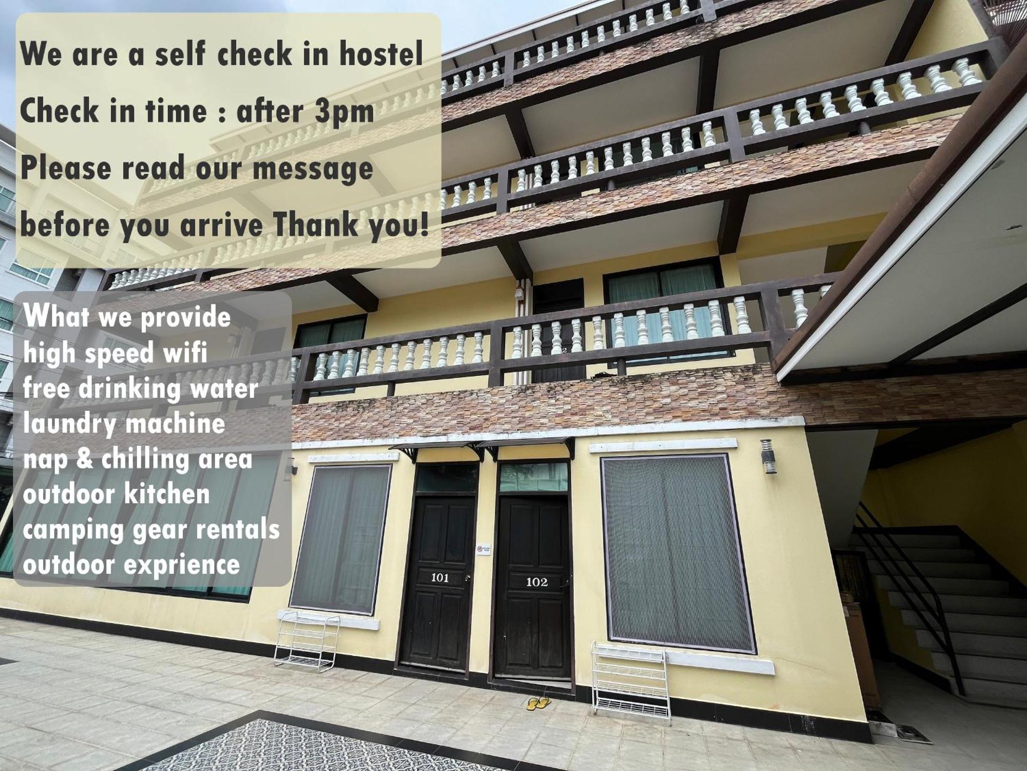 October Hostel Chiangmai チエンマイ エクステリア 写真