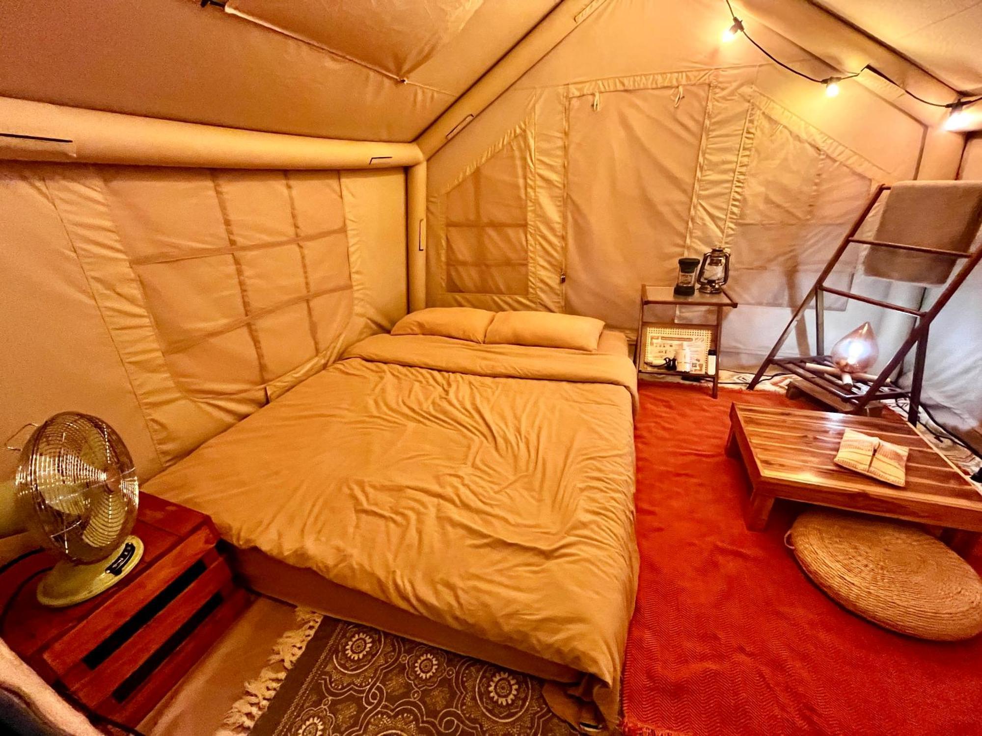 October Hostel Chiangmai チエンマイ エクステリア 写真